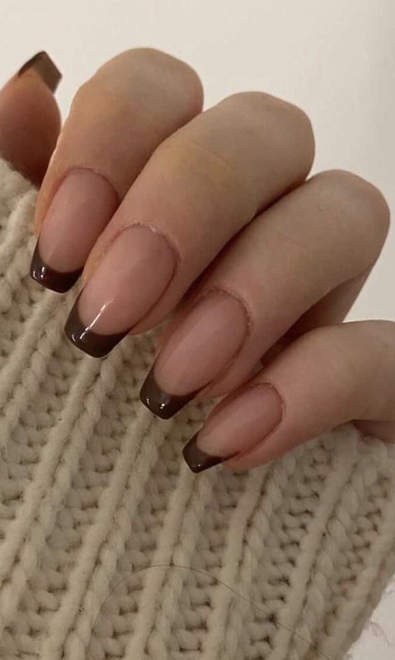 37 Brown French Tip Nails That Feel Chic, Modern, and Wearable 39 image21 2