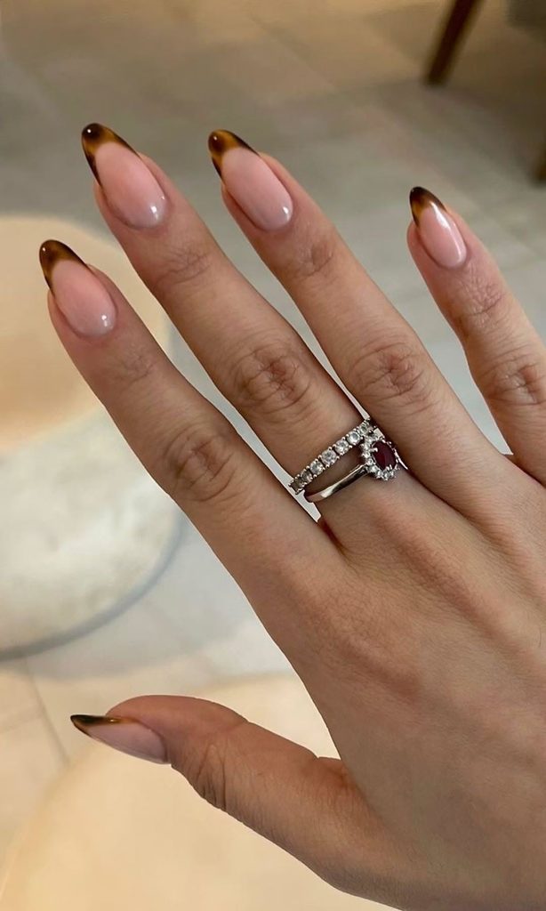 37 Brown French Tip Nails That Feel Chic, Modern, and Wearable 44 image29 4