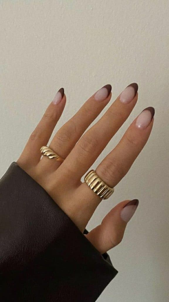 37 Brown French Tip Nails That Feel Chic, Modern, and Wearable 31 image3 4
