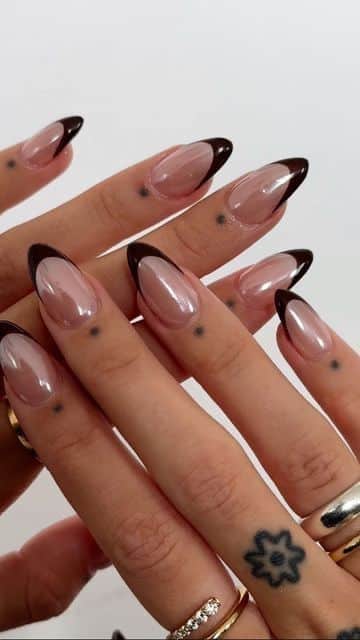 17 Black French Tip Nails That Turn a Classic Manicure Into a Statement 24 image38