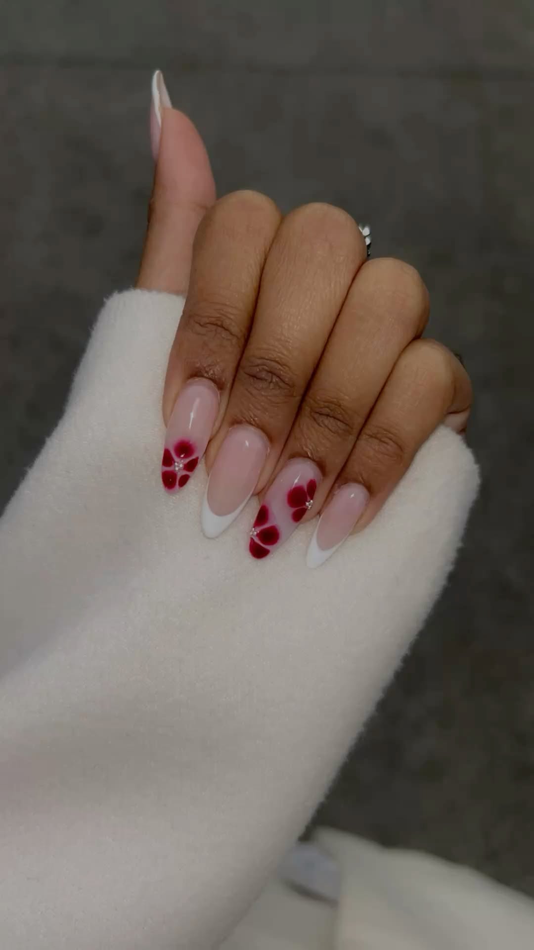 33 French Tip Nails Design Ideas That Feel Fresh, Not Basic 33 image5 1